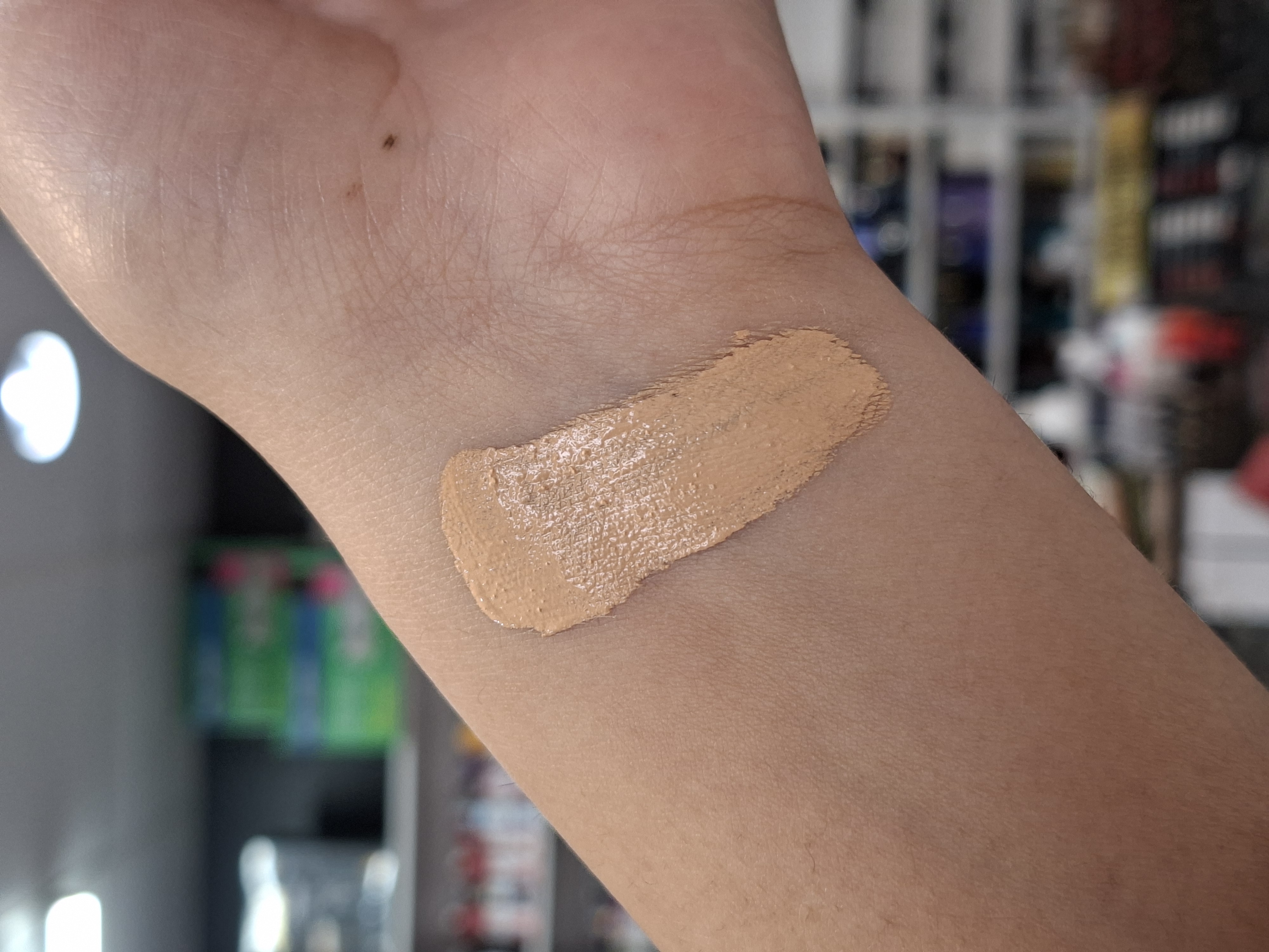 تصویر بی بی کرم لوسل پوست چرب و آکنه دار رنگی Anti-imperfection حجم ۳۰ میل - مدیوم 