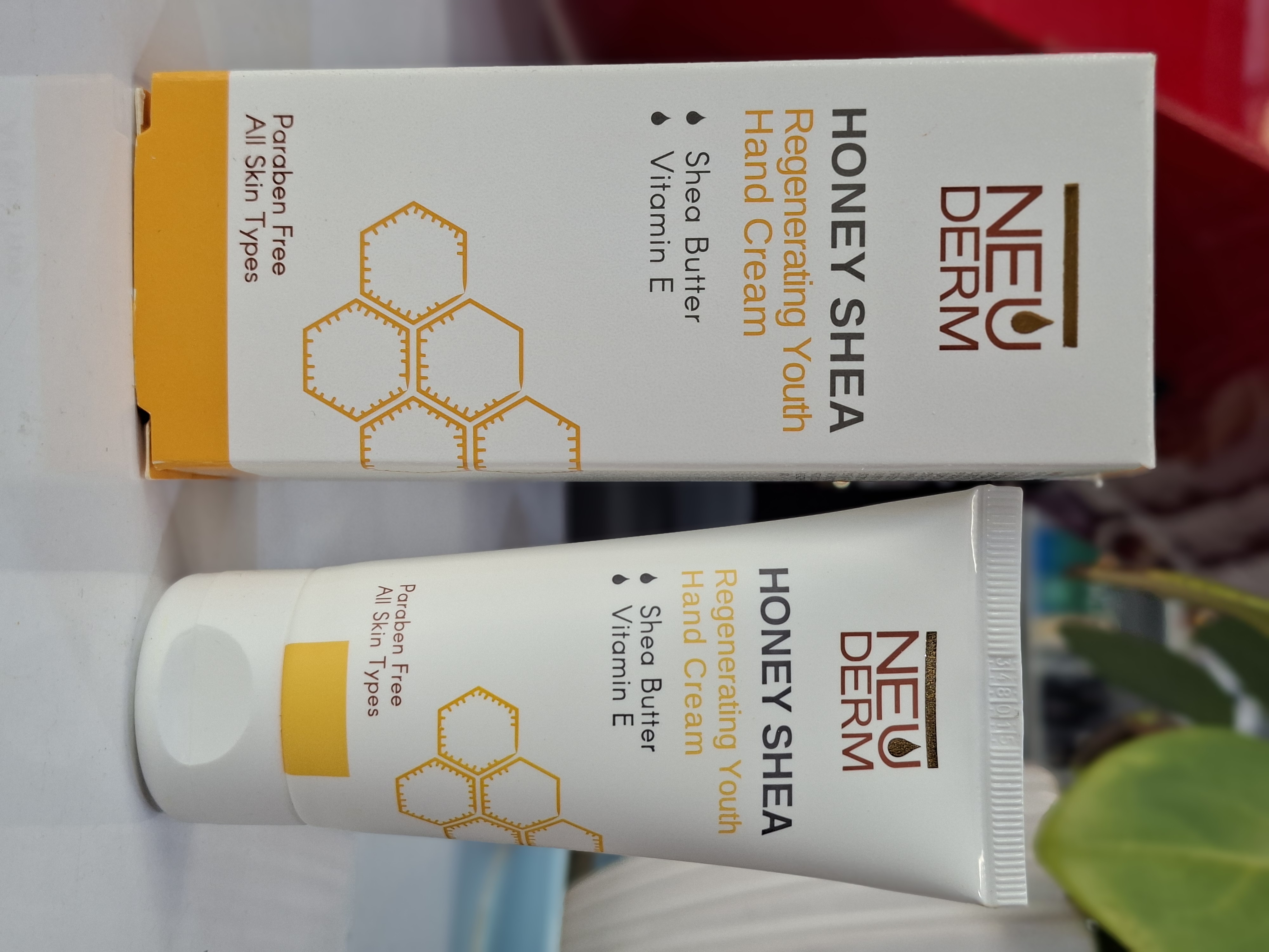 کرم دست نئودرم هانی شی honey shea حجم ۵۰ میل