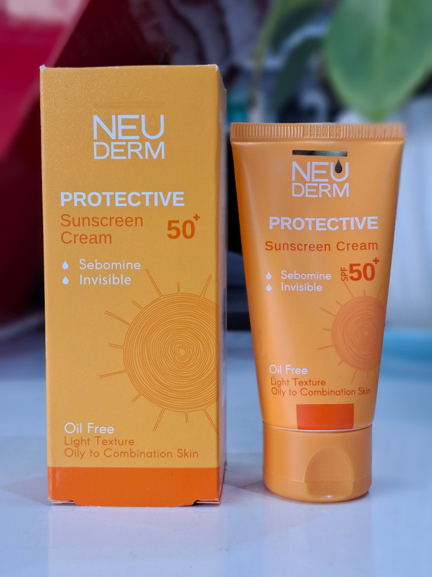 ضد آفتاب نئودرم هایلی protective بی رنگspf50 پوست های چرب و آکنه دار حجم ۵۰ میل